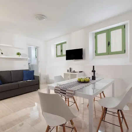 Cannes Old Town Suites Esterno foto